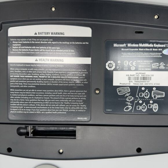 Microsoft Wireless Multimedia Keyboard 1.1 Model 1014 w Mouse Receiver - Picture 7 of 10